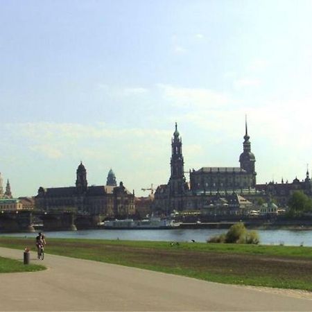 Exklusive Ferienwohnung An Der Elbe Dresde Exterior foto