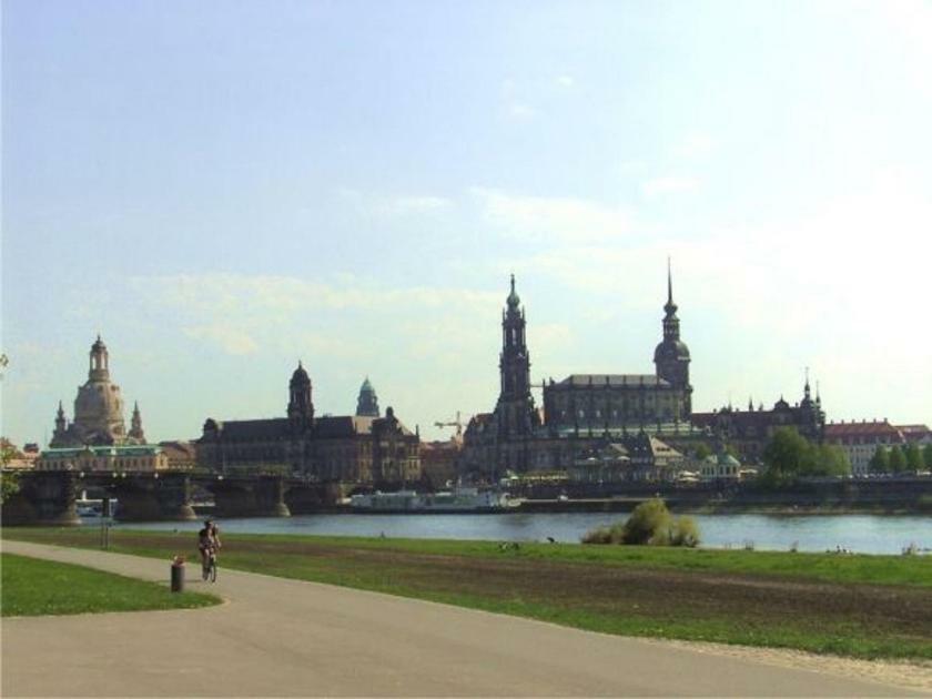 Exklusive Ferienwohnung An Der Elbe Dresde Exterior foto